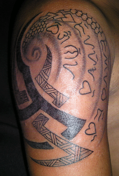 custom tribal tattoo done by luigi 
